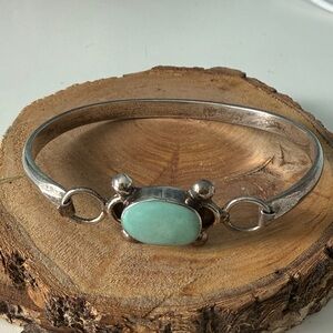 Sterling silver turquoise bracelet